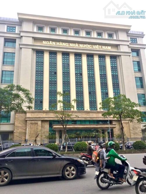 💥Nhỉnh 3 Tỷ, Nhà Đẹp Xã Đàn, Lô Góc,  Ngõ Ba Gác, 20m Ra Phố, 5 Tầng Đủ Công Năng