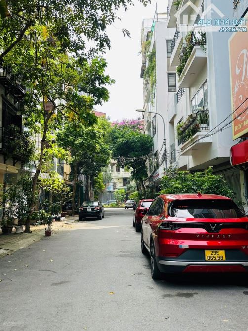 🚨 [CẦN BÁN GẤP] NHÀ 5 TẦNG VỊ TRÍ VÀNG NGOẠI GIAO ĐOÀN - GIÁ TỐT