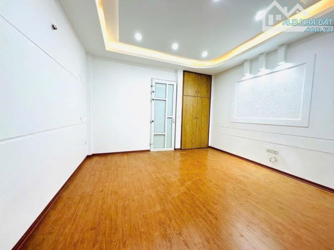 - Chủ nhà cần bán gấpp giảm 500 tri.ệu căn tại Xuân La