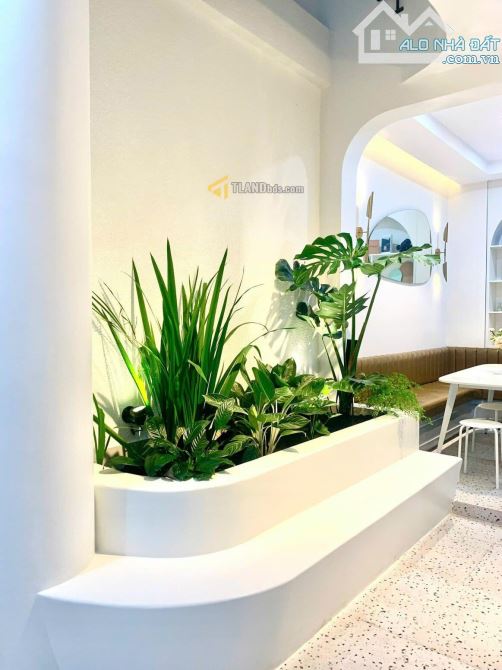 HOT !!! Nhà Đẹp theo phong cách trẻ trung cách BV Tỉnh 700m có 7p KD nguồn thu tốt