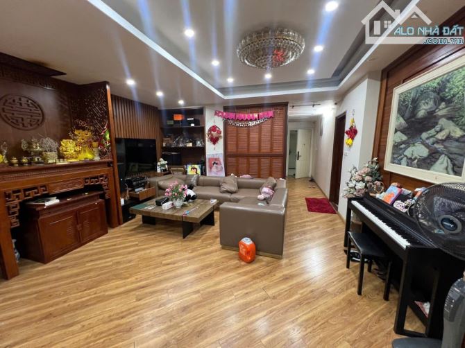 BÁN CĂN HỘ CAO CẤP GOLDEN PALACE MỄ TRÌ – 85M² – 2PN – FULL NỘI THẤT – Ở NGAY – GIÁ 6.2 tỷ