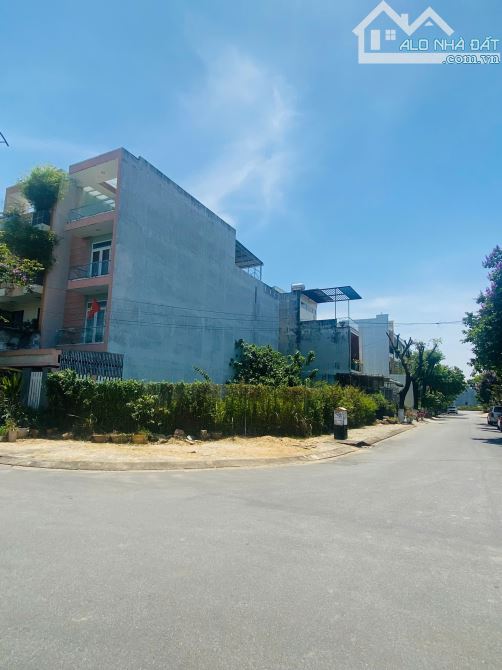 Bán lô góc Nguyễn Thái Học và Phạm Tuân, Dt. 9x25m.  Chánh Lộ, Tp Quảng Ngãi