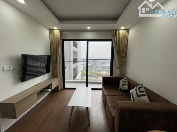 Cho thuê căn hộ chung cư Sky Central 176 Định Công, Hoàng Mai 70m2 2PN gần full 11.5tr