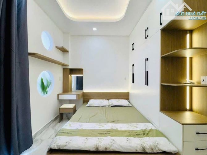 BÁN NHÀ ĐẸP 3 TẦNG - 3PN - NHỈNH 4 TỶ - KHU VIP P.14 GÒ VẤP