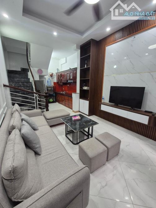 BÁN NHÀ NGÕ 420 KHƯƠNG ĐÌNH 30M² x 5 TẦNG PHÂN LÔ KINH DOANH– GIÁ CHỈ 7 TỶ