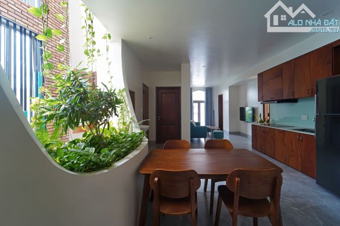 Bán toà căn hộ cho thuê 5 tầng đường Trường Thi 4, Hải Châu có dòng tiền 60 triệu/tháng