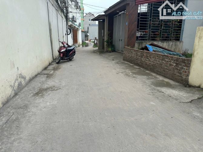 🔥🔥Hiền Ninh Sóc Sơn 108m- chỉ 23tr/1m2 Đường Thông OTo Vào Đất