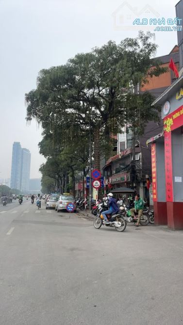 NHÀ 37m2 LÊ QUANG ĐẠO - 2 MẶT THOÁNG - NGÕ NÔNG 10m - HƠN 7 TỶ- vài bước kinh doanh