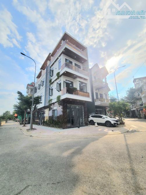 6,8Tỷ TL🔥Bán nhà Hoàn Công góc 2 mặt tiền, đường trục chính KDC p.Bình Chuẩn, Tp Thuận An