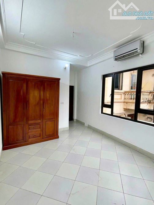 Nhà Phương Canh 68m² – Lô Góc – Ô Tô Vào Nhà – Ngay Bưu Điện Xuân Phương – 8.7 Tỷ