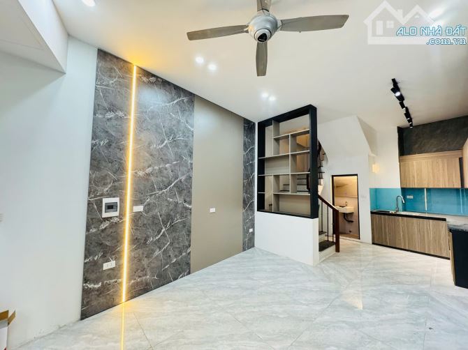 Nhà riêng 4PN, 4 tầng vải bước ra mặt phố Giá chỉ 8,2 tỷ tại Ngô Thì Nhậm, La Khê, Hà Đông