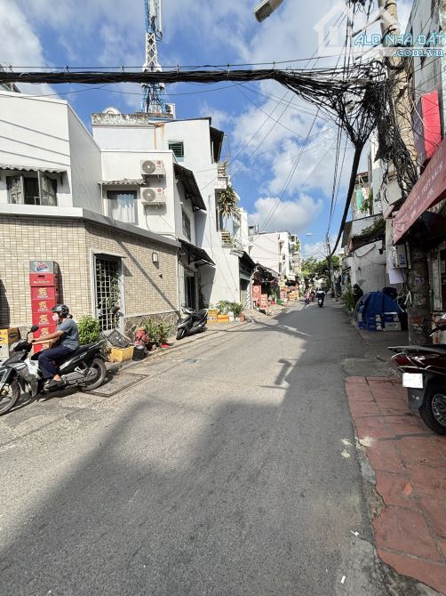 Bán nhà mặt tiền Phan Văn Trị P7 Gò Vấp, đang cho thuê 24trd/tháng. Giá 17 tỷ TL với chủ