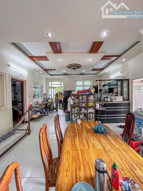 Bán biệt thự sân vườn Cồn Khương