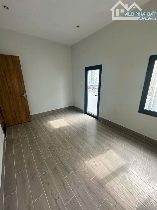 💎 BÁN NHÀ HXH NGUYỄN VĂN CỪ – PHƯỜNG NGUYỄN CƯ TRINH, Q1