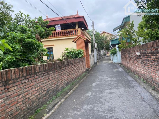 Bán đất 42m2 tại Giao Tất A, Phú Sơn đường trải nhựa ô tô vào tận nhà giá chỉ 3.2 tỷ