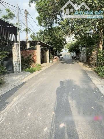 Đất gần chợ Tương Bình Hiệp, 4,5x23 giá 1tỷ820