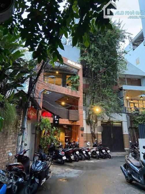 Cho thuê nhà địa chỉ 193A Hai Bà Trưng, P. Võ Thị Sáu, Q3. Trệt, lửng, lầu chỉ 45tr