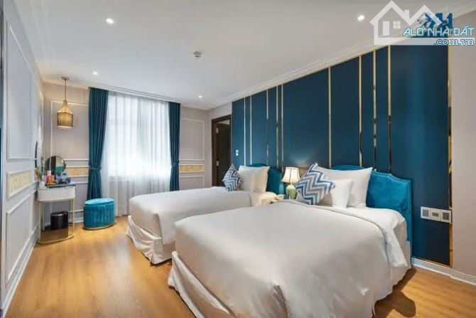 Chào bán khách sạn cao cấp 2 mặt tiền ngay biển Mỹ Khê