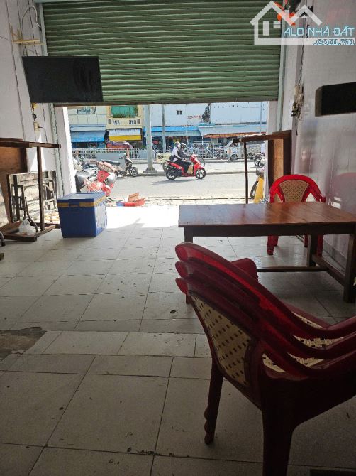 🏢 Mặt tiền Calmette, Quận 1 – 4.5m*15m, trệt lầu – giá chỉ 35 triệu