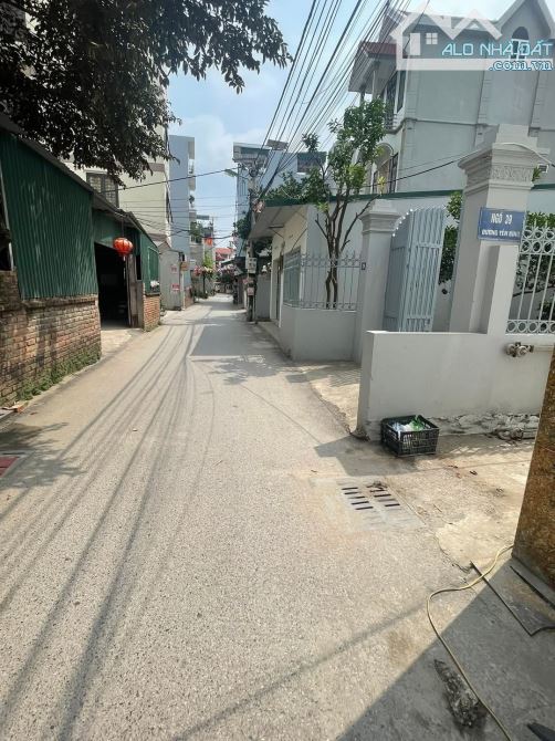 BÁN ĐẤT YÊN NGHĨA,HÀ ĐÔNG 39M ,Ô TÔ LÙI CỬA SIÊU HIẾM