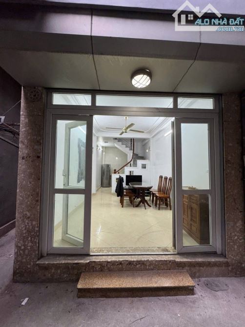 Bán nhà lô góc ngõ 71 Kim Ngưu 35m² x 4 tầng Gần phố, ở ngay giá chỉ 6,3 Tỷ