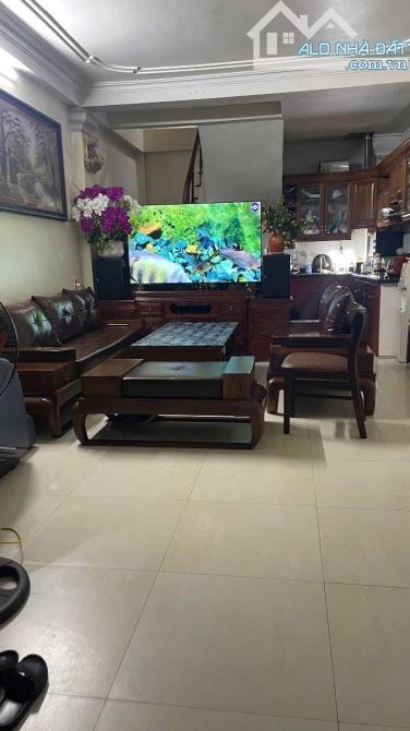 KIM MÃ - KINH DOANH ĐỈNH - NGÕ TO NHƯ PHỐ - OTO QUA NHÀ - SỔ ĐỎ SẴN SÀNG