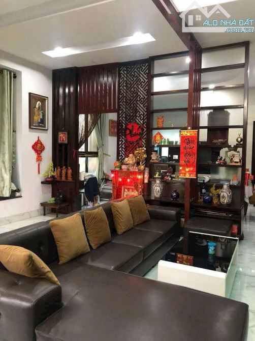 Bán nhà 1trệt1lầu đường cách mạng tháng 8 ,phường Quang vinh biên hoà đồng Nai