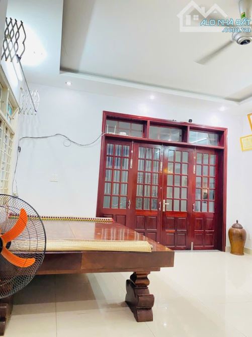 🎉🎉MUA 1 ĐƯỢC 2 - DIỆN TÍCH KHỦNG HƠN 151M2- NGANG HƠN 9M- NHÀ 2 TẦNG VÕ DUY NINH