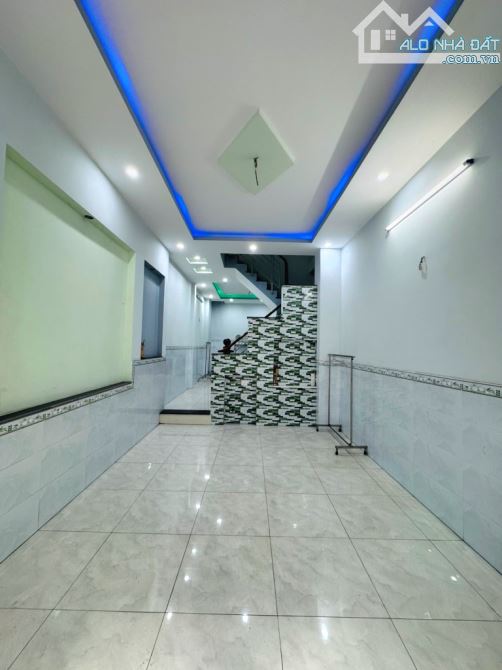 BÁN NHÀ ĐẸP CẠNH TỈN.H LỘ 10 - KH.U TÊ.N LỬ.A - HẺM XE HƠI - DTSD 84M2