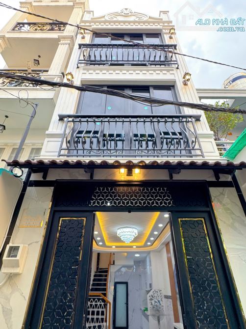Nhà mới xây cực kỳ đẹp. Hẻm 30 Thích Quảng Đức P.5. Giá quá rẽ 6 tỷ 5