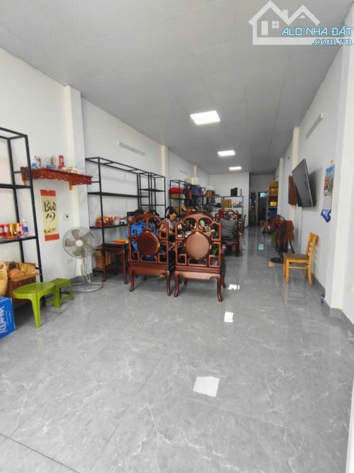 B.Á.N NHÀ THỊ TRẤN ĐAN PHƯỢNG , 91M2, 11 TỶ 2, Ô TÔ TRÁNH, VỈA HÈ, KINH DOANH ĐỈNH.