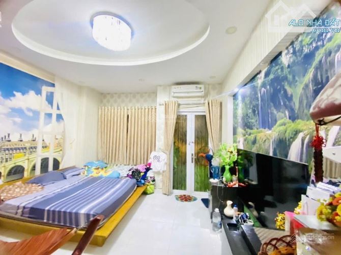 **Bán Nhà Mặt Tiền 5 Tầng Gần Ngô Quyền Ngang Hiếm Đẹp 6m TT 25Tr/Th-SHR-Hơn 17Tỷ