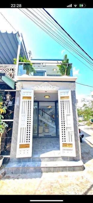 Nhà góc siêu đẹp hẻm xe hơi 2 tầng 3x13m nở hậu 5.5m. Full nội thất. Phú Xuân NB
