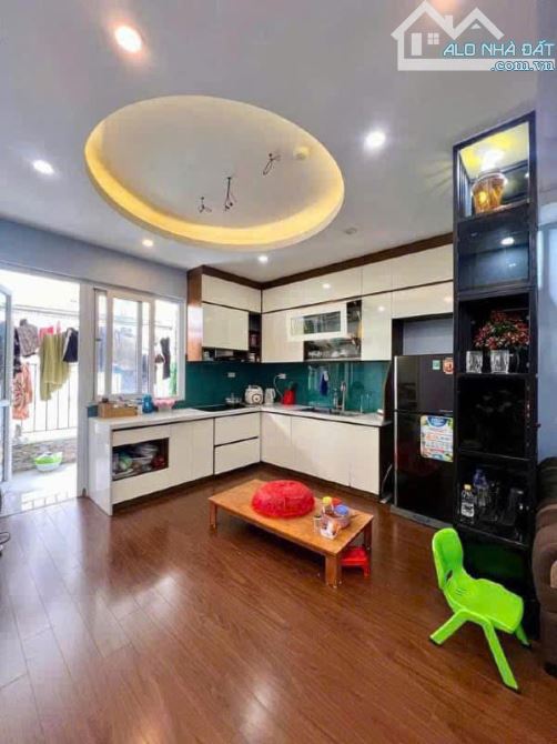 Cần bán gấp căn hộ 68m2 chung cư Thanh Hà Cienco 5 chỉ 2tỷ 570tr