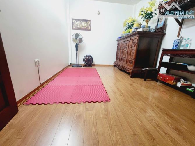 BÁN NHÀ RIÊNG ĐỘI CẤN - BA ĐÌNH, 10M MẶT PHỐ, Ô CHỜ THANG MÁY, 46M*5 TẦNG, 9.3T