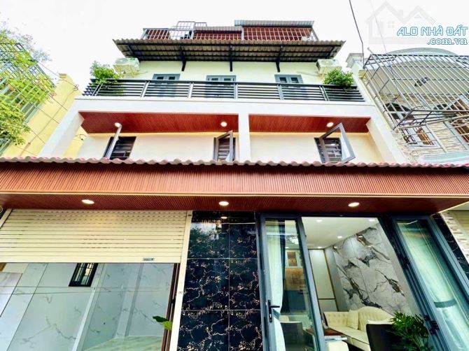 Ô TÔ NGỦ NHÀ-NGANG KHỦNG HƠN 7M-36M2-GẦN CV LÀNG HOA, GÒ VẤP- TẶNG NỘI THẤT-NHỈNH 4TỶ TL