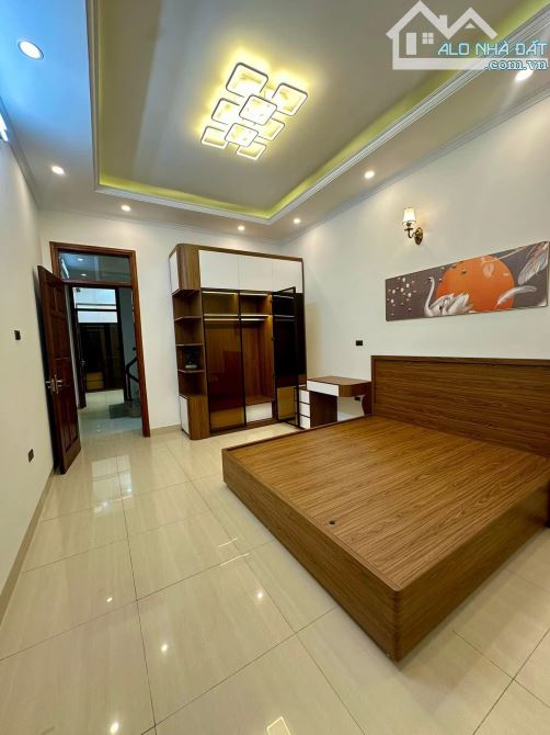 BÁN NHÀ LÔ GÓC NGÕ 77 BÙI XƯƠNG TRẠCH - SẴN Ở + KINH DOANH NHỎ
