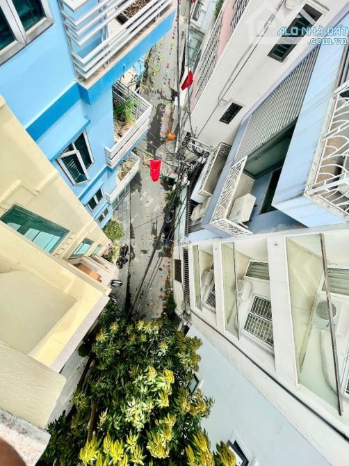 Lạc Long Quân ngõ thông gần Lotte nhiều Tây ở 52m 6 tầng mt 4.1m giá 19 tỷ