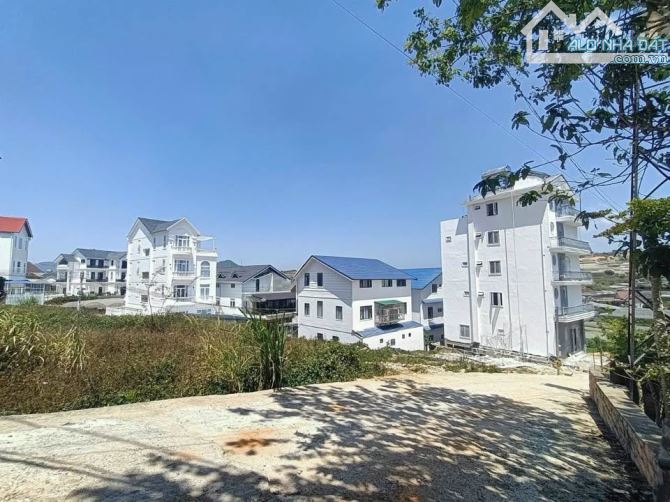Đất biệt thự Trịnh Hoài Đức 200m2 ngang 11m vuông vức view thoáng đẹp