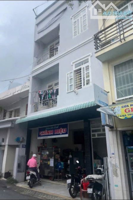 BÁN NHÀ 1 TRỆT 2 LẦU 412/ TRƯỜNG CÔNG ĐỊNH TP VŨNG TÀU
