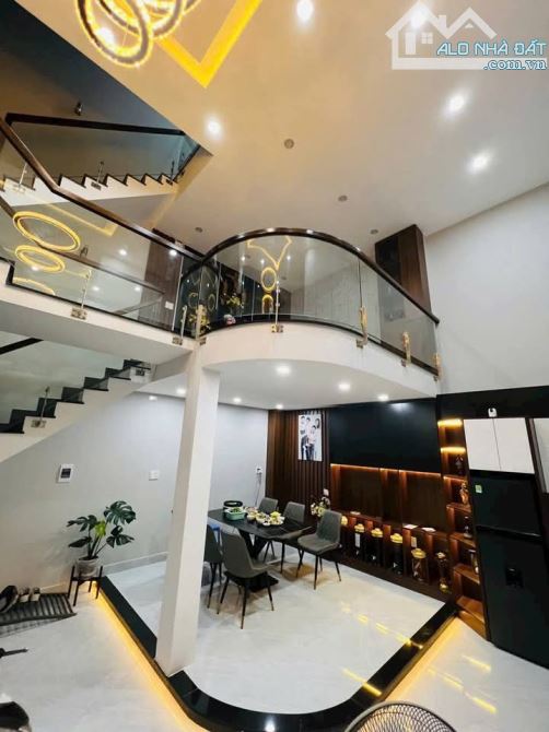 🏠 BÁN NHÀ ĐẸP - ĐẲNG CẤP TẠI PHÙNG CHÍ KIÊN, NGHĨA ĐÔ, CẦU GIẤY  💰 Giá bán: 27 tỷ 📐