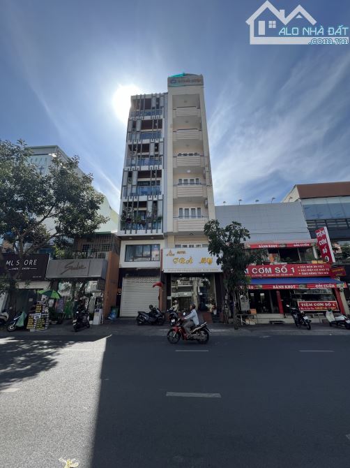 Nhà 7 Tầng mặt tiền Lý Chính Thắng, Quận 3, 8.5x26m, HĐT 230 triệu, Giá 86 Tỷ