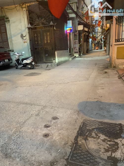 BÁN NHÀ XUÂN ĐỈNH DÂN XÂY LÔ GÓC NGÕ THÔNG Ô TÔ KINH DOANH.