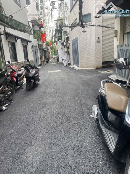 NHÀ ĐẸP SANG TRỌNG - CÓ THANG MÁY - HXH - HOÀNG VĂN THỤ, PHÚ NHUẬN - GIÁ CHỈ 20 Tỷ