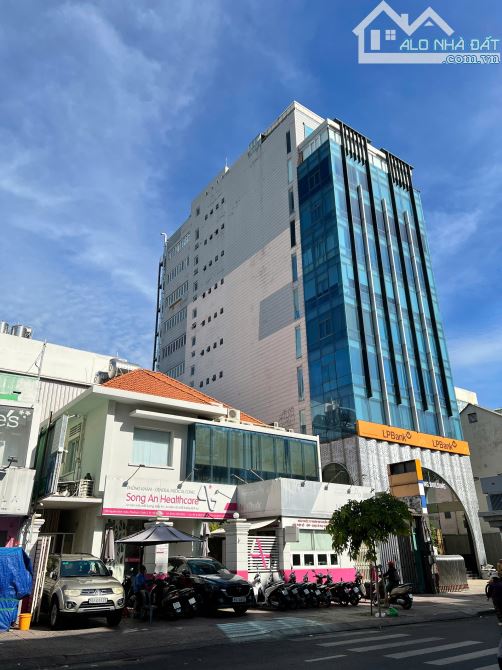 Cần bán Toà Văn Phòng Q1, Hầm - 10 Tầng - 4.035m2 sàn, MT ngay Điện Biên Phủ, TN 1 tỷ/th.