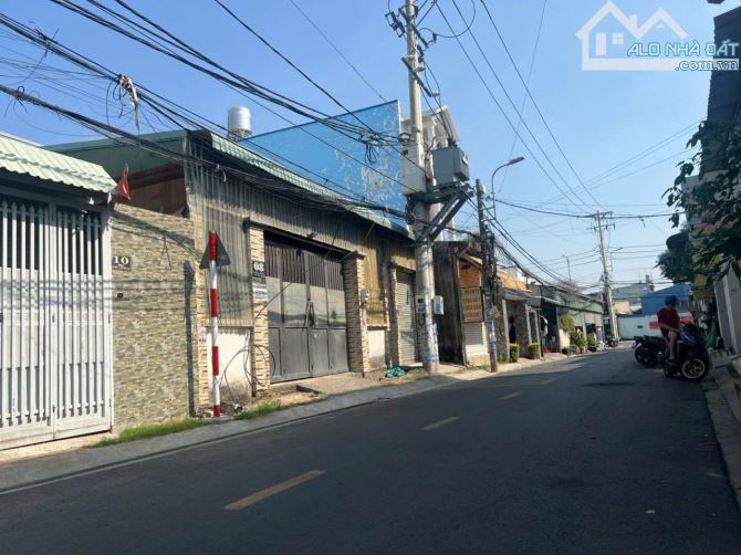 Nhà 2 Tầng -  Đường CONTAINER - 25m Ra Tô Ký - Nguyễn Ảnh Thủ - Chợ Ba Bầu - Nhỉnh 7 Tỷ.