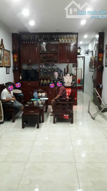 NHÀ 5 TẦNG 65.2m² (4m x 16.5m) – HXT TRÁNH – VỪA Ở VỪA LÀM VĂN PHÒNG 15.5 TỶ TL