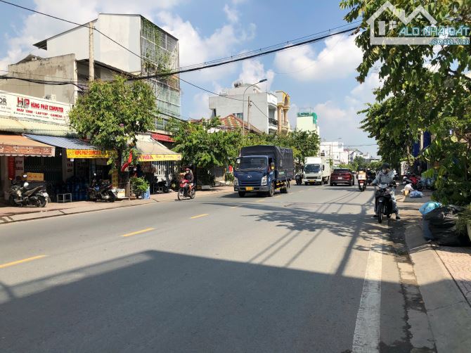 Chủ gấp bán nhà MTKD, 80m2, ngay đường 2 Trường Thọ, Thủ Đức.