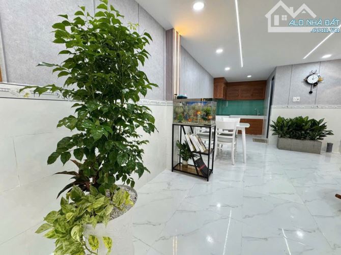 Nhà gần khu công nghiệp Cầu Tràm 400 triệu 1 lửng 1 lầu