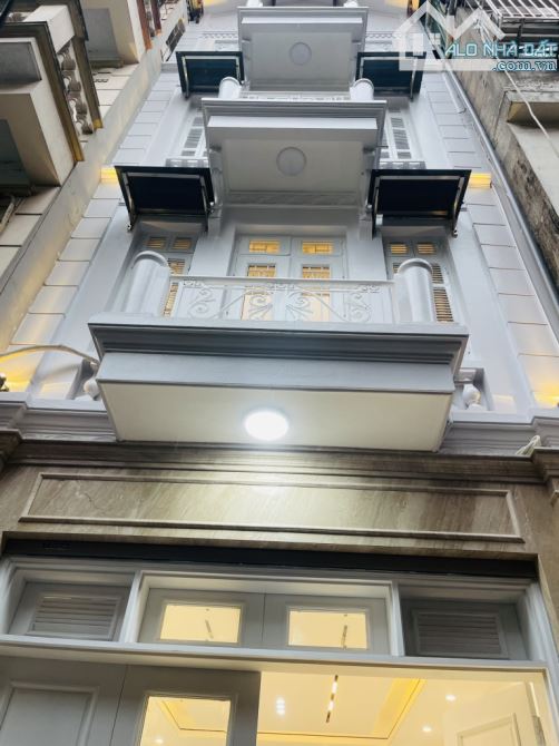 ÔTÔ DỪNG  ĐỖ,NGÕ THÔNG, THANG MÁY, NỘI THẤT SỊN NHẬP KHẨU TIỀN TỶ, 60M2X5T, 15 TỶ